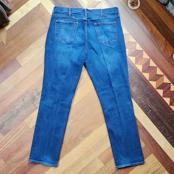 Old Navy Medium Wash Straight Leg Jeans Size 38x34 - Picture 13 of 15